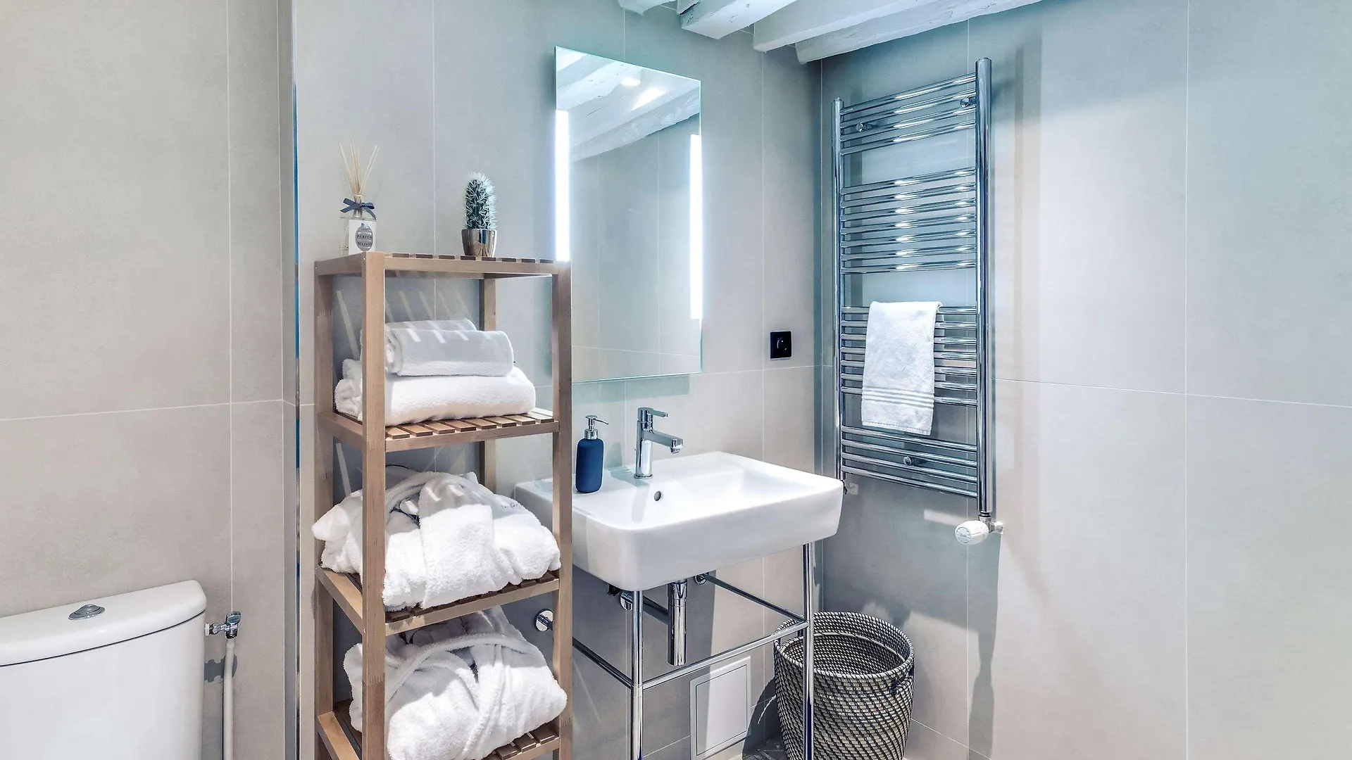 Mercure Opéra Grands Boulevards Hotel 4*